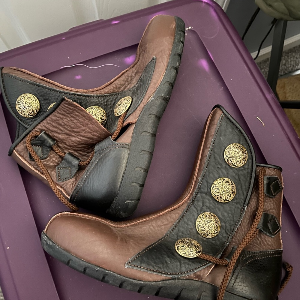 Hand made Leather renaissance boots